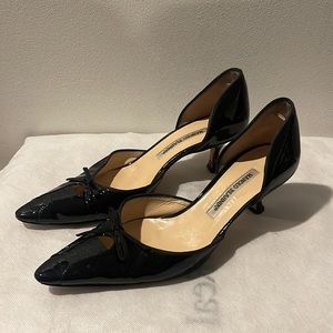 Manolo Blahnik Glossy Black Heels